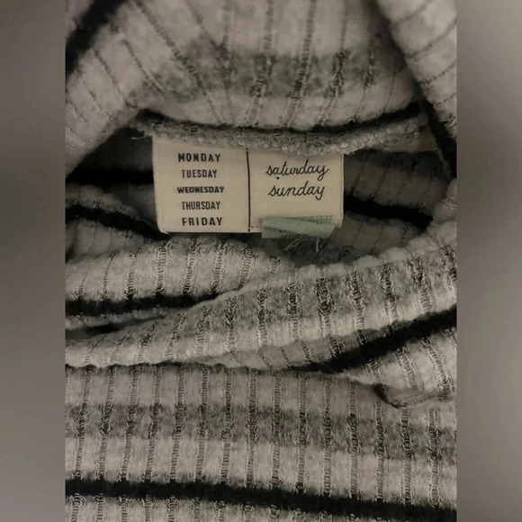Anthropologie Pippa Hacci Turtleneck Sz M - Picture 7 of 11
